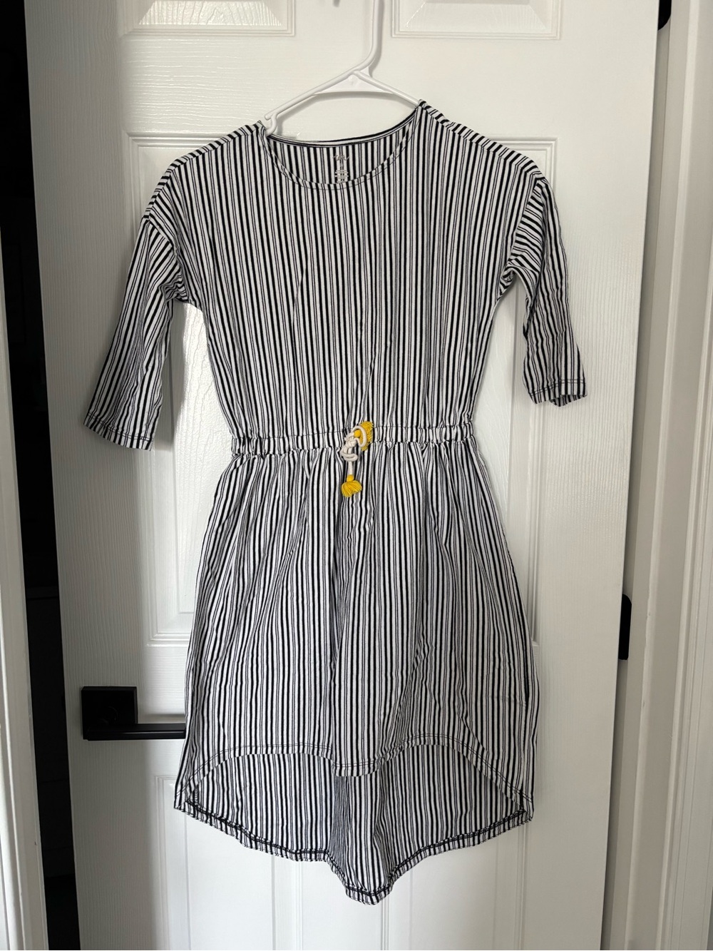 Size 10 Tea high low striped dress